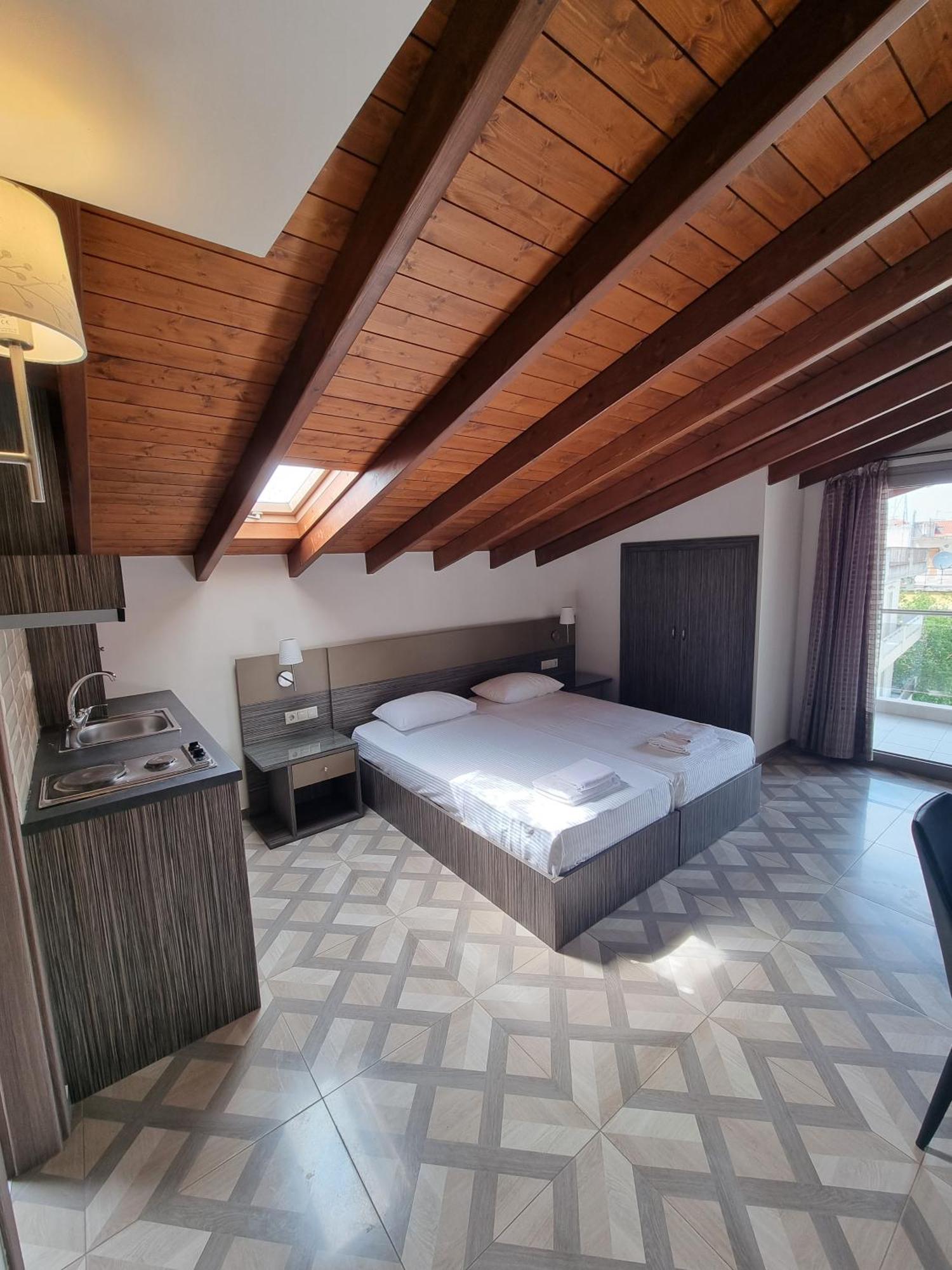 Sissy'S Boutique Apartments Paralía Eksteriør bilde